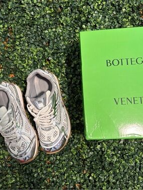Bottega Veneta White and Green Kids Mesh Lace-Up Sneakers